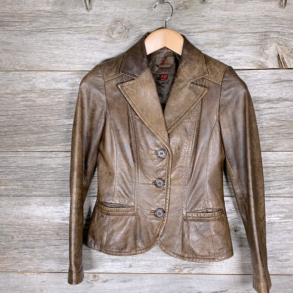 Danier Distressed Brown Leather jacket - Picture 1 of 12